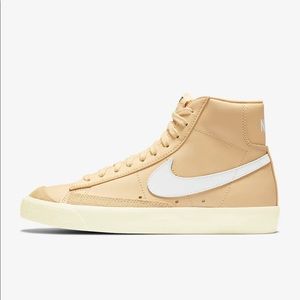 Nike blazer mids size 8.5